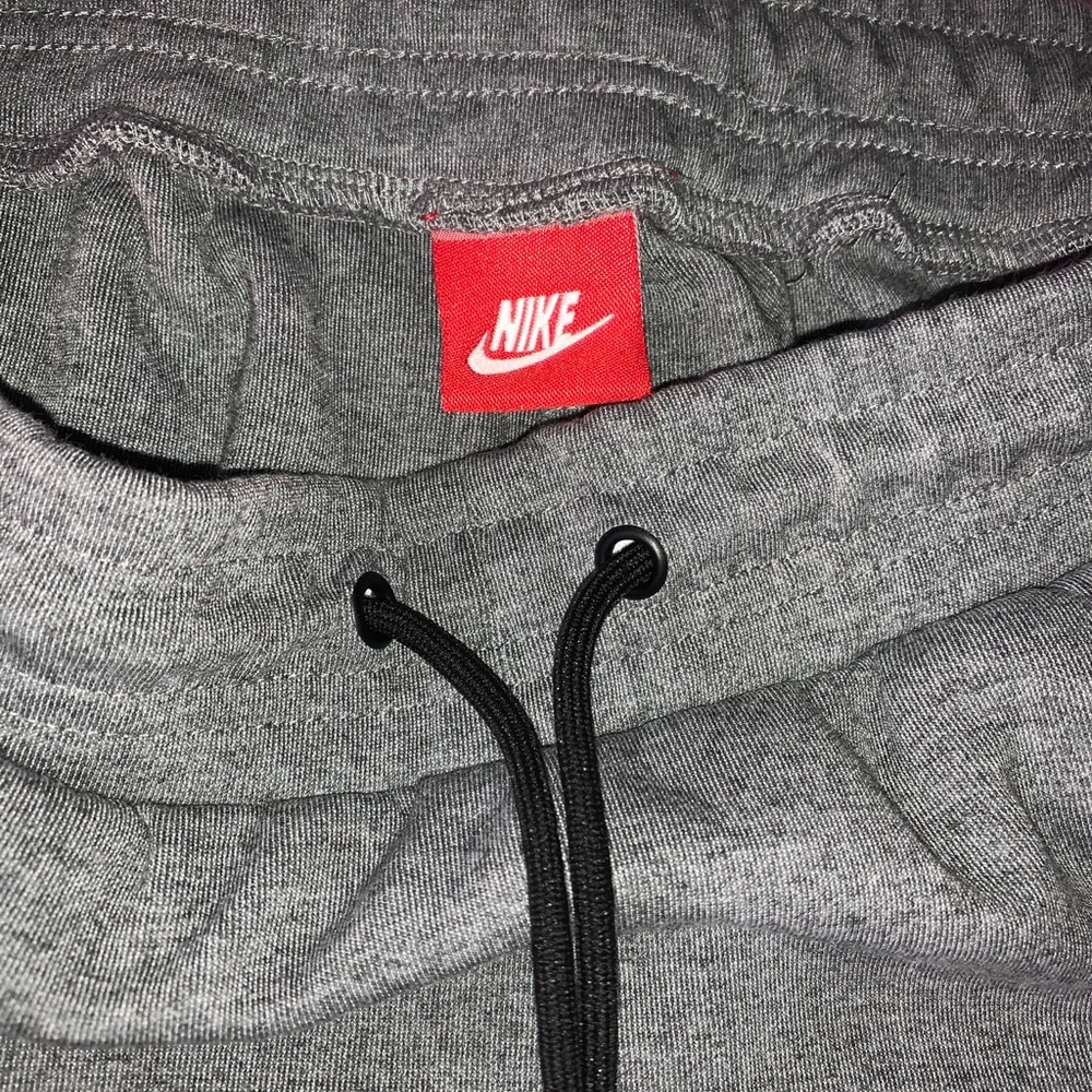 Nike tech set - Picture 6 of 7
